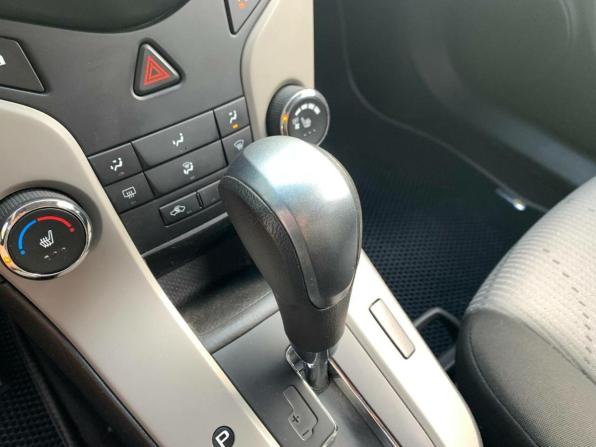 Chevrolet Cruze I с пробегом 2012 года, цена 870 000 рублей, 131881 км, хэтчбек, Автокод Объявления