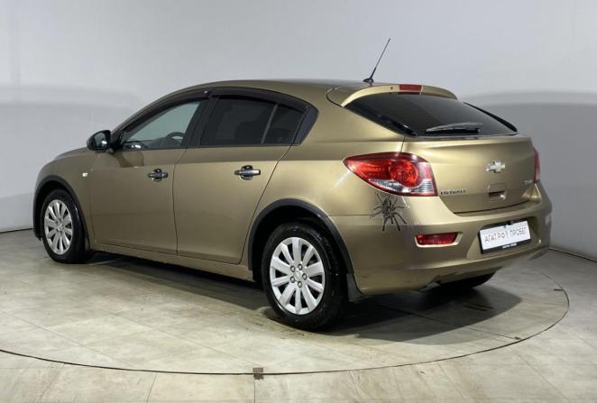 Chevrolet Cruze I Рестайлинг с пробегом 2013 года, цена 620 000 рублей, 175417 км, хэтчбек, Автокод Объявления