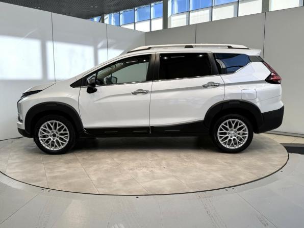 Mitsubishi Xpander I Рестайлинг с пробегом 2023 года, цена 2 600 000 рублей, 30058 км, внедорожник, Автокод Объявления