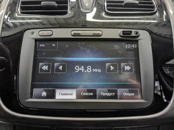 Renault Sandero II с пробегом 2014 года, цена 715 000 рублей, 105750 км, хэтчбек, Автокод Объявления