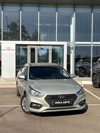 Hyundai Solaris II с пробегом 2018 года, цена 1 260 000 рублей, 76650 км, седан, Автокод Объявления
