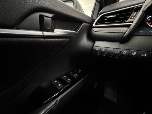 Toyota Camry VIII (XV70) с пробегом 2020 года, цена 3 100 000 рублей, 111525 км, седан, Автокод Объявления