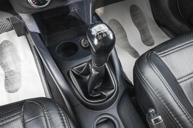 Mitsubishi Outlander II Рестайлинг с пробегом 2012 года, цена 919 000 рублей, 280000 км, внедорожник, Автокод Объявления