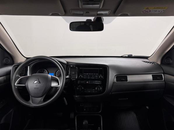 Mitsubishi Outlander III Рестайлинг 2 с пробегом 2018 года, цена 1 330 000 рублей, 177490 км, внедорожник, Автокод Объявления