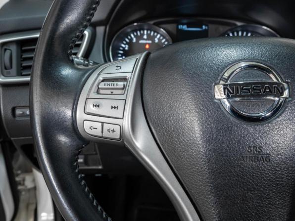 Nissan Qashqai II с пробегом 2016 года, цена 1 599 000 рублей, 40605 км, внедорожник, Автокод Объявления