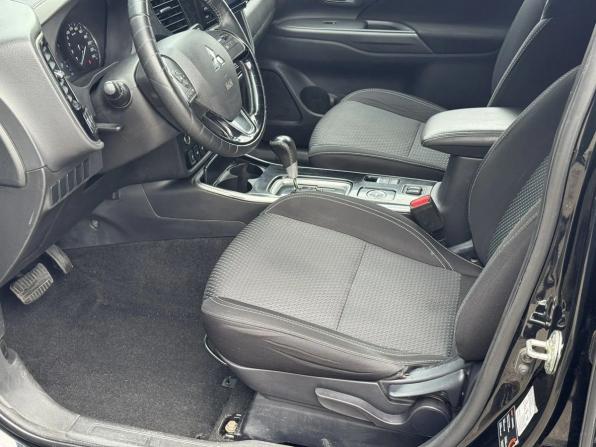Mitsubishi Outlander III Рестайлинг 3 с пробегом 2019 года, цена 1 815 000 рублей, 160000 км, внедорожник, Автокод Объявления