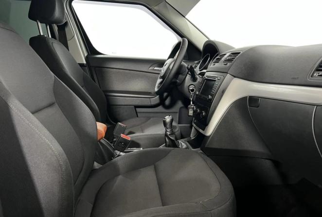 Skoda Yeti I с пробегом 2012 года, цена 825 000 рублей, 156860 км, внедорожник, Автокод Объявления