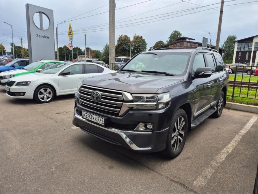 Toyota Land Cruiser 200 Series Рестайлинг 2 Санкт-Петербург  - изображение 1