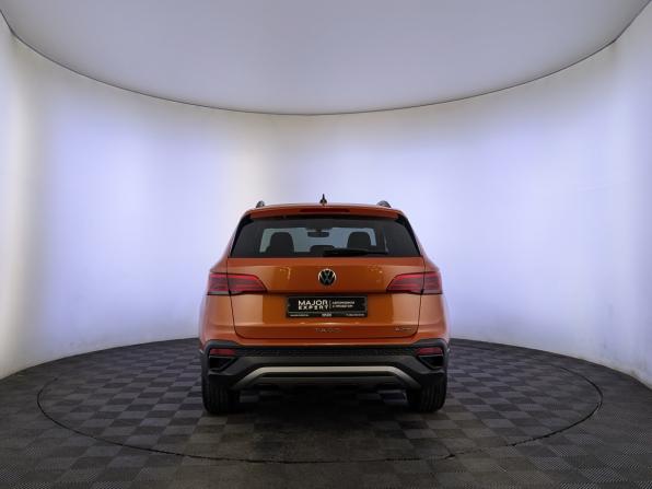 Volkswagen Taos I с пробегом 2021 года, цена 2 650 000 рублей, 62147 км, внедорожник, Автокод Объявления