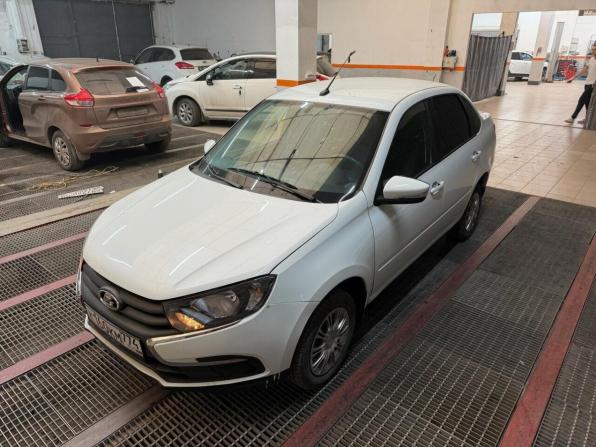 Lada (ВАЗ) Granta I Рестайлинг с пробегом 2023 года, цена 748 000 рублей, 129000 км, седан, Автокод Объявления