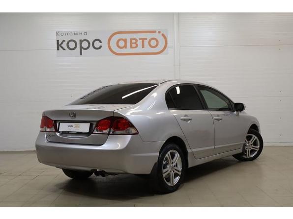 Honda Civic VIII Рестайлинг с пробегом 2010 года, цена 696 000 рублей, 270750 км, седан, Автокод Объявления