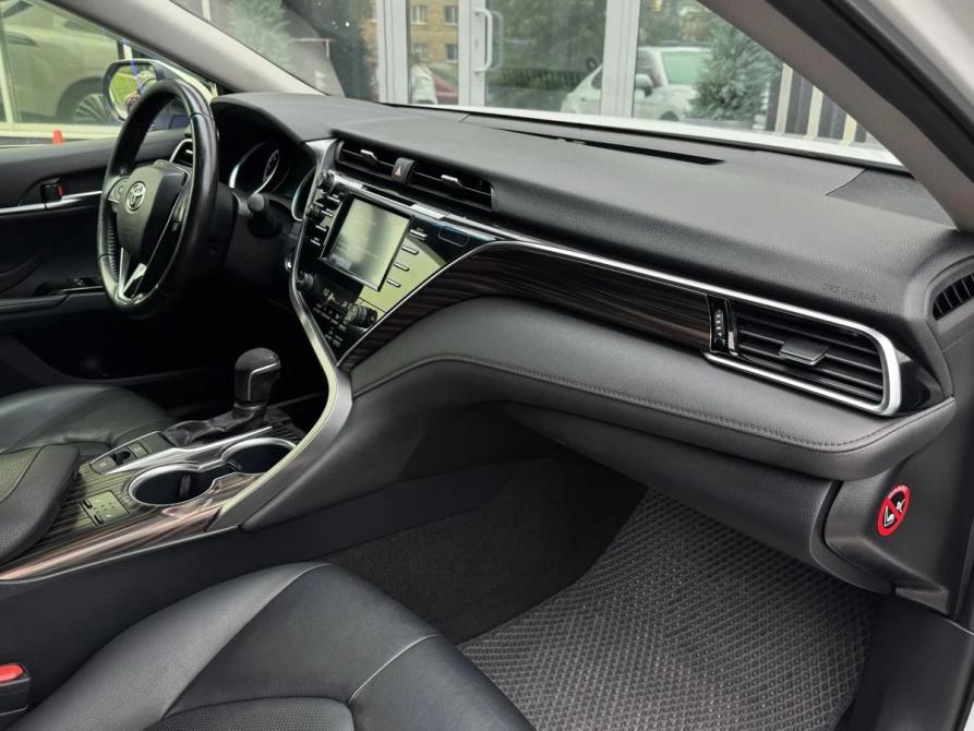 Toyota Camry VIII (XV70) Екатеринбург  - изображение 11