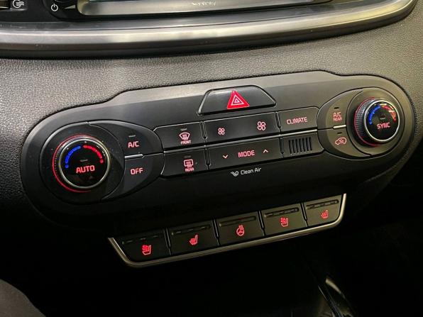 Kia Sorento III Prime с пробегом 2016 года, цена 2 299 000 рублей, 135131 км, внедорожник, Автокод Объявления