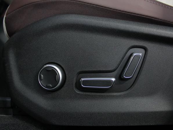Geely Monjaro I с пробегом 2023 года, цена 3 570 000 рублей, 28526 км, внедорожник, Автокод Объявления