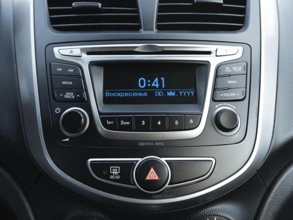 Hyundai Solaris I с пробегом 2013 года, цена 929 000 рублей, 99389 км, хэтчбек, Автокод Объявления