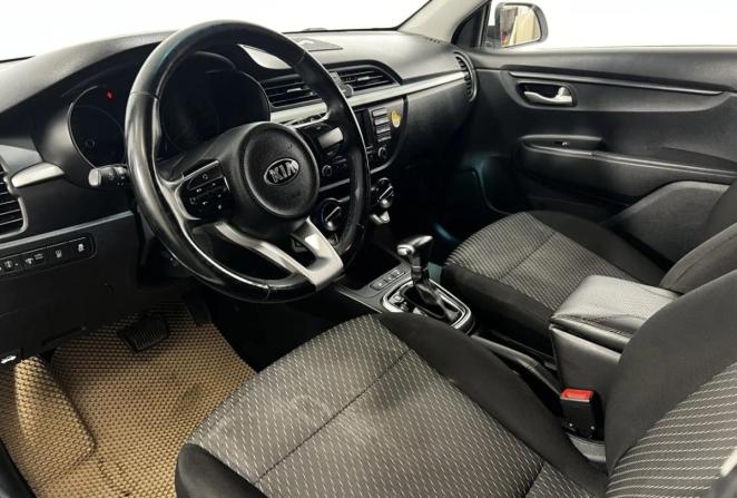 Kia Rio IV с пробегом 2018 года, цена 1 250 000 рублей, 105762 км, хэтчбек, Автокод Объявления