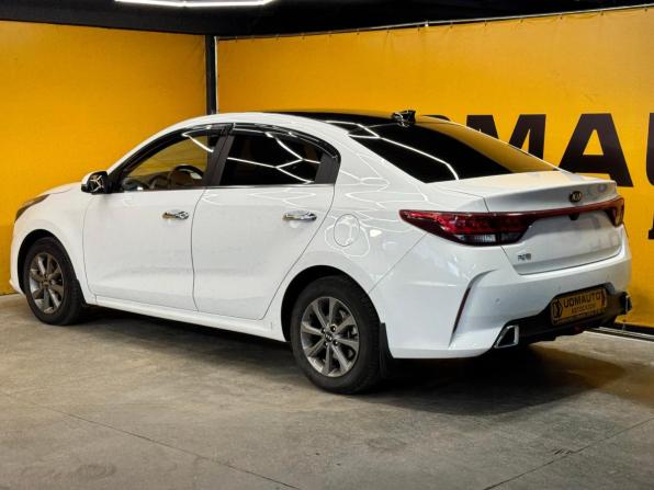 Kia Rio IV Рестайлинг с пробегом 2020 года, цена 1 789 000 рублей, 119702 км, седан, Автокод Объявления
