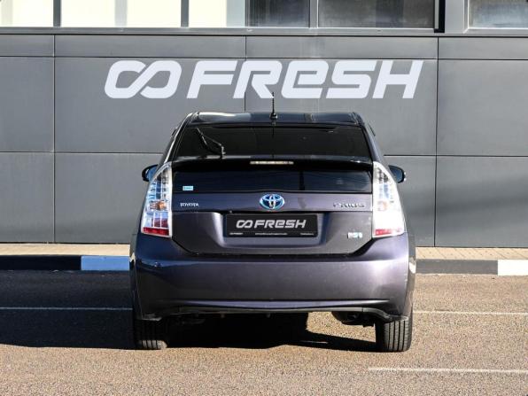 Toyota Prius III Рестайлинг (XW30) с пробегом 2011 года, цена 949 000 рублей, 367061 км, лифтбек, Автокод Объявления