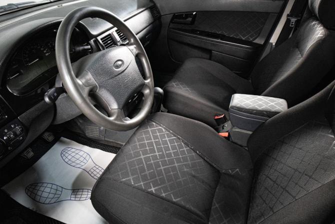 Lada (ВАЗ) Priora I с пробегом 2007 года, цена 299 000 рублей, 296000 км, седан, Автокод Объявления