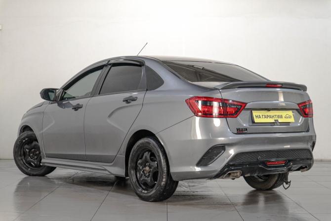 Lada (ВАЗ) Vesta I с пробегом 2017 года, цена 999 000 рублей, 186384 км, седан, Автокод Объявления