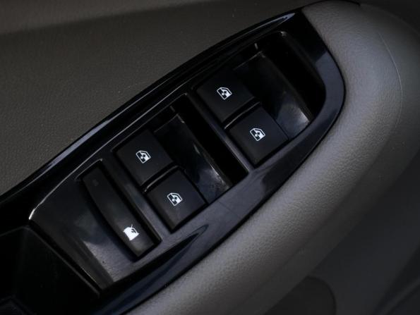 Chevrolet Orlando I с пробегом 2012 года, цена 1 309 000 рублей, 120191 км, компактвэн, Автокод Объявления