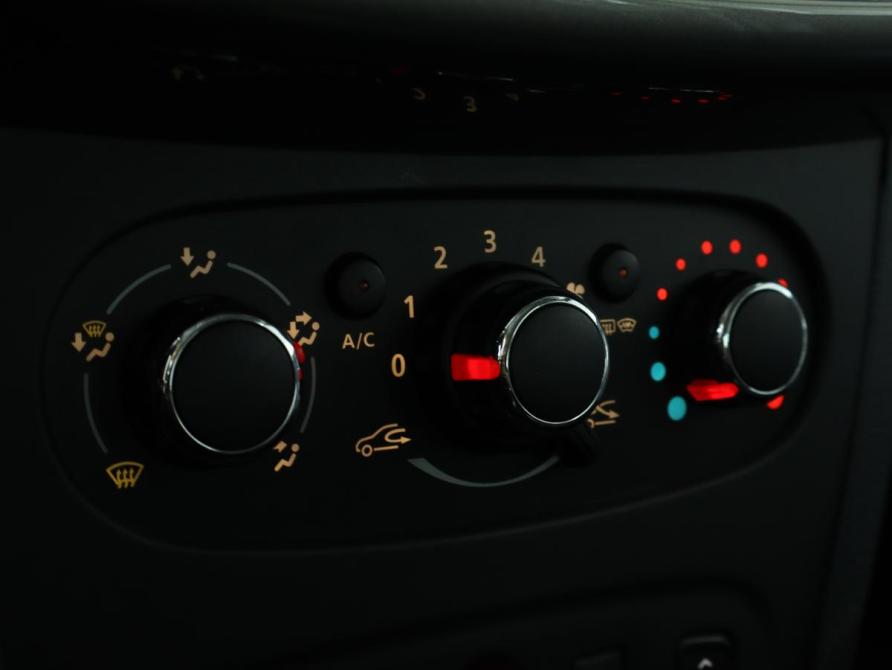 Renault Logan II Москва  - изображение 15