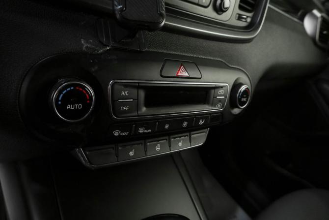 Kia Sorento III Prime Рестайлинг с пробегом 2019 года, цена 2 129 000 рублей, 238800 км, внедорожник, Автокод Объявления