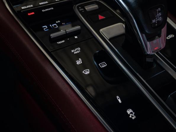 Porsche Panamera II с пробегом 2017 года, цена 8 180 000 рублей, 89678 км, лифтбек, Автокод Объявления