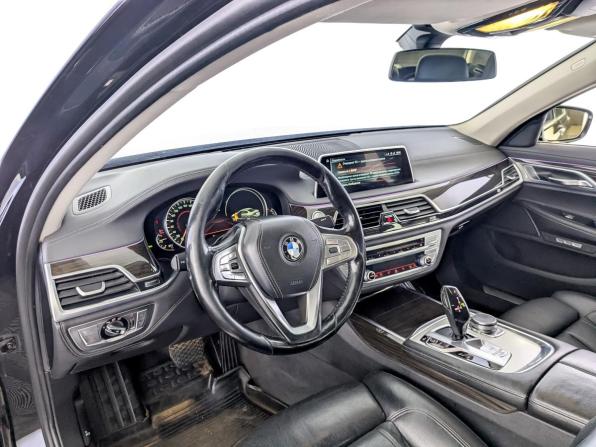 BMW 7 серии VI (G11/G12) с пробегом 2016 года, цена 2 950 000 рублей, 179329 км, седан, Автокод Объявления