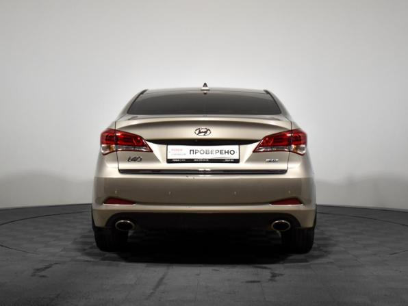 Hyundai i40 I Рестайлинг с пробегом 2015 года, цена 1 250 000 рублей, 140100 км, седан, Автокод Объявления