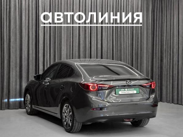 Mazda 3 III (BM) Рестайлинг с пробегом 2018 года, цена 1 349 000 рублей, 172000 км, седан, Автокод Объявления
