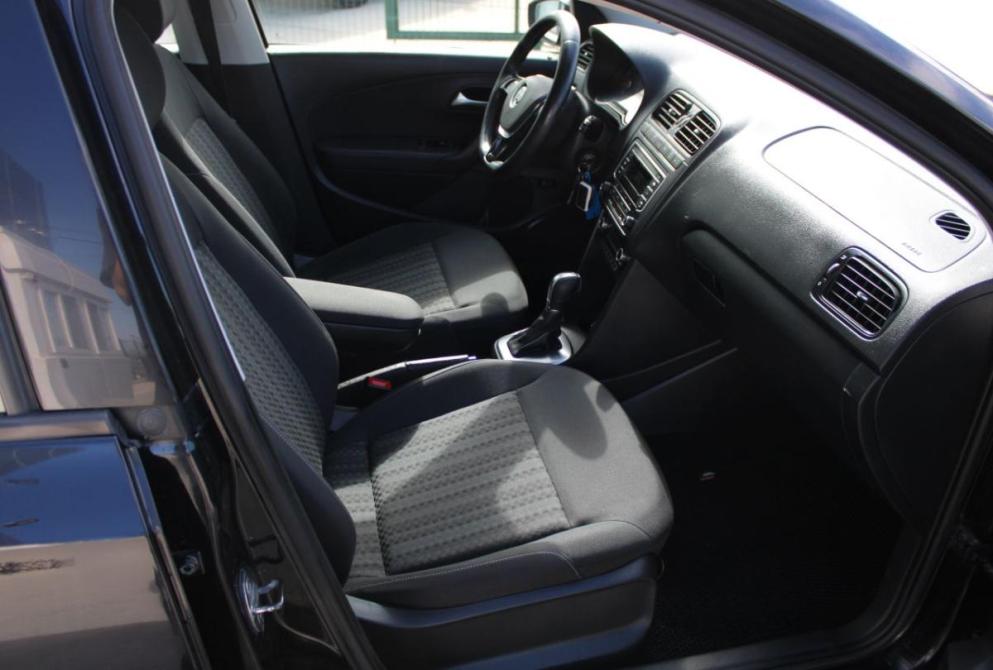 Volkswagen Polo V Рестайлинг Саратов  - изображение 15