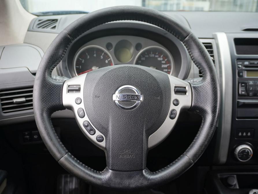 Nissan X-Trail II Москва  - изображение 12