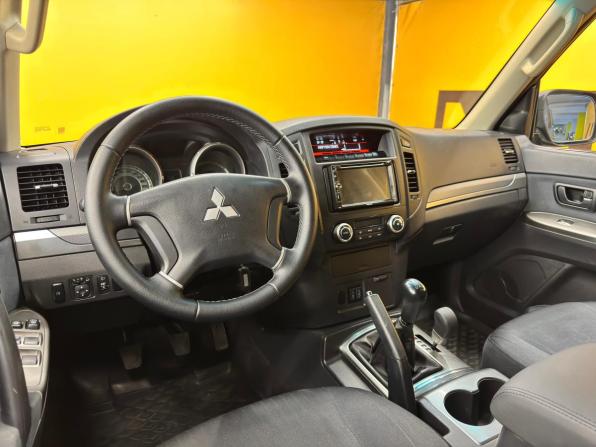 Mitsubishi Pajero IV Рестайлинг 1 с пробегом 2014 года, цена 2 199 000 рублей, 96268 км, внедорожник, Автокод Объявления