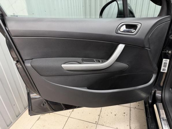 Peugeot 308 I с пробегом 2008 года, цена 379 000 рублей, 288358 км, хэтчбек, Автокод Объявления