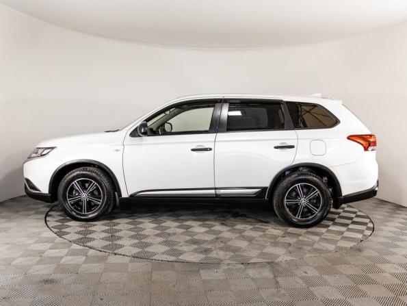 Mitsubishi Outlander III Рестайлинг 3 с пробегом 2020 года, цена 1 699 000 рублей, 173726 км, внедорожник, Автокод Объявления