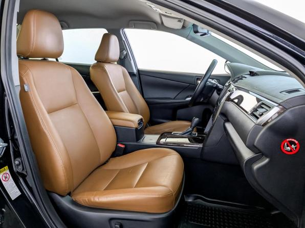 Toyota Camry VII (XV50) Рестайлинг 2 с пробегом 2017 года, цена 2 125 000 рублей, 158268 км, седан, Автокод Объявления