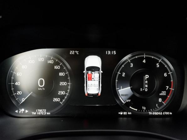 Volvo XC60 II с пробегом 2018 года, цена 3 200 000 рублей, 179572 км, внедорожник, Автокод Объявления