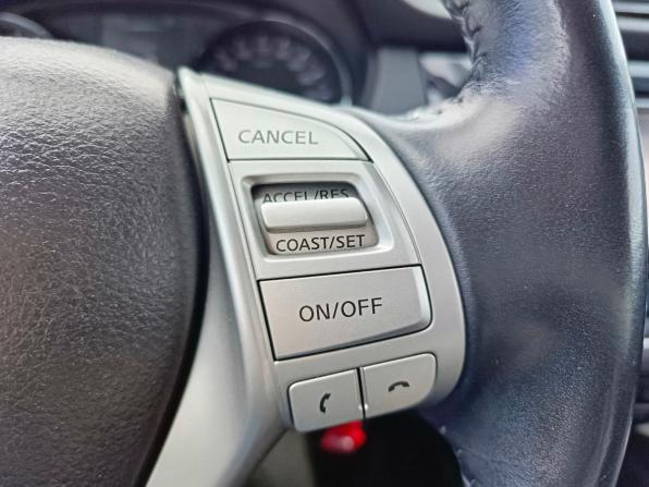 Nissan Qashqai II с пробегом 2016 года, цена 1 729 995 рублей, 130842 км, внедорожник, Автокод Объявления