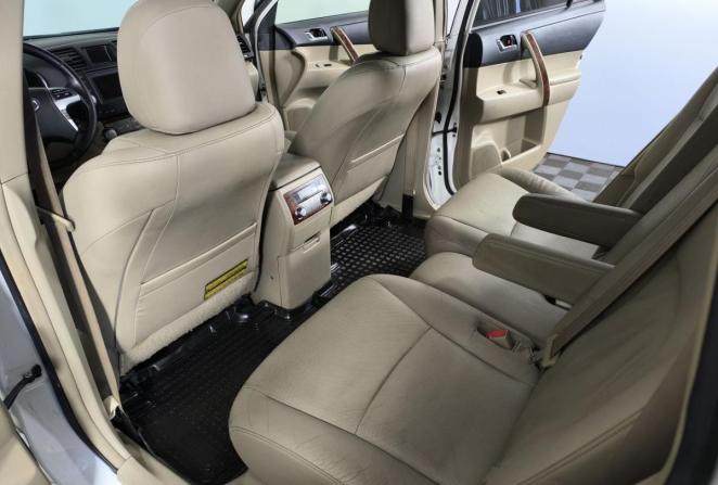 Toyota Highlander II (XU40) Рестайлинг с пробегом 2011 года, цена 1 570 000 рублей, 352535 км, внедорожник, Автокод Объявления