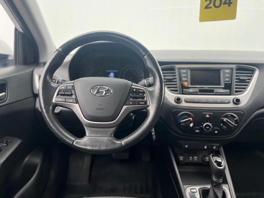 Hyundai Solaris II Санкт-Петербург  - изображение 15