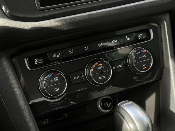 Volkswagen Tiguan II с пробегом 2017 года, цена 2 290 000 рублей, 179124 км, внедорожник, Автокод Объявления