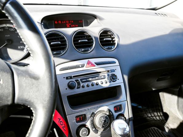 Peugeot 308 I Рестайлинг с пробегом 2011 года, цена 429 000 рублей, 246000 км, хэтчбек, Автокод Объявления