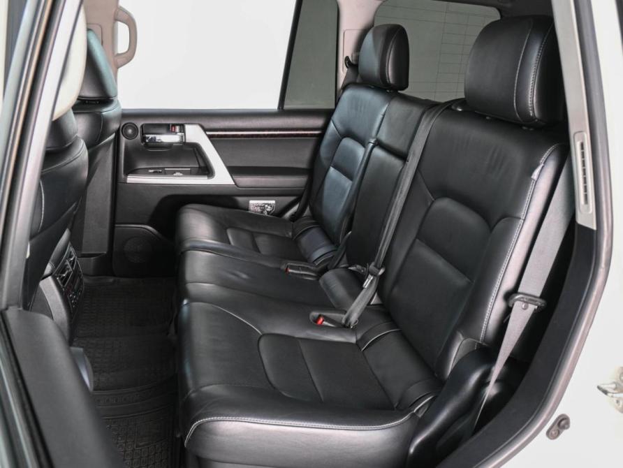 Toyota Land Cruiser 200 Series Рестайлинг 1 Ростов-на-Дону  - изображение 10
