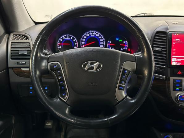 Hyundai Santa Fe II Рестайлинг с пробегом 2012 года, цена 1 130 000 рублей, 243000 км, внедорожник, Автокод Объявления