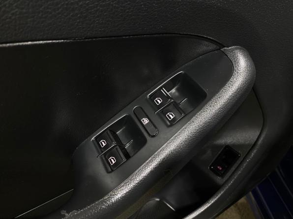 Volkswagen Jetta VI с пробегом 2011 года, цена 950 000 рублей, 193357 км, седан, Автокод Объявления