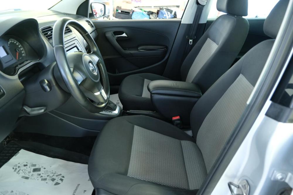 Volkswagen Polo V Омск  - изображение 8