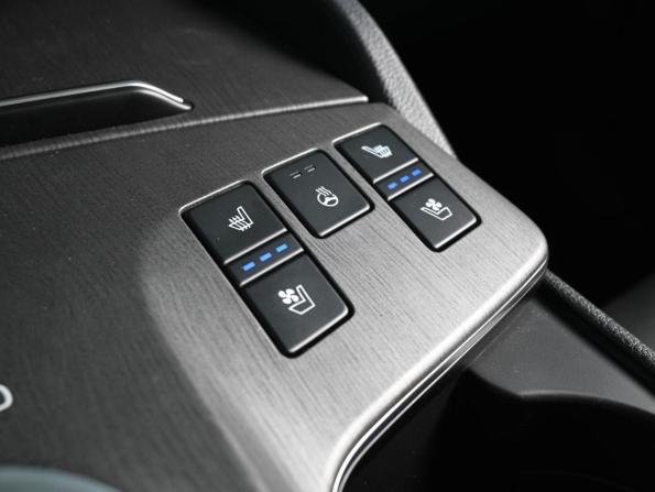 Kia Sportage V с пробегом 2025 года, цена 5 099 000 рублей, 5067 км, внедорожник, Автокод Объявления