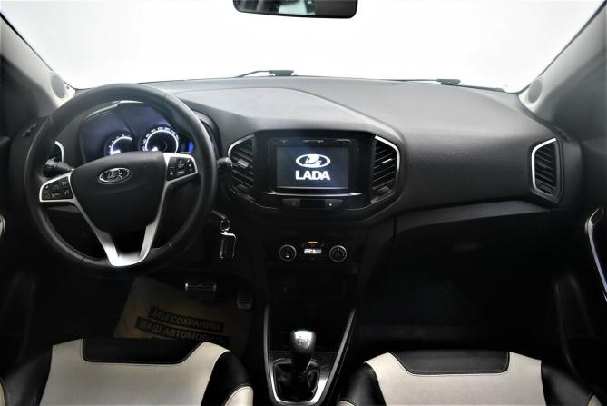 Lada (ВАЗ) XRAY I с пробегом 2018 года, цена 850 000 рублей, 107219 км, хэтчбек, Автокод Объявления