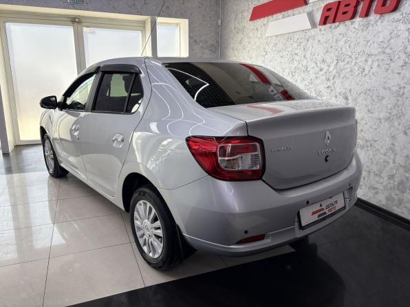 Renault Logan II с пробегом 2015 года, цена 899 000 рублей, 119339 км, седан, Автокод Объявления